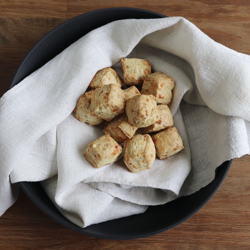 [SF3012] Scones Fromage et poivre | 30 g, Cru, 12 Unites